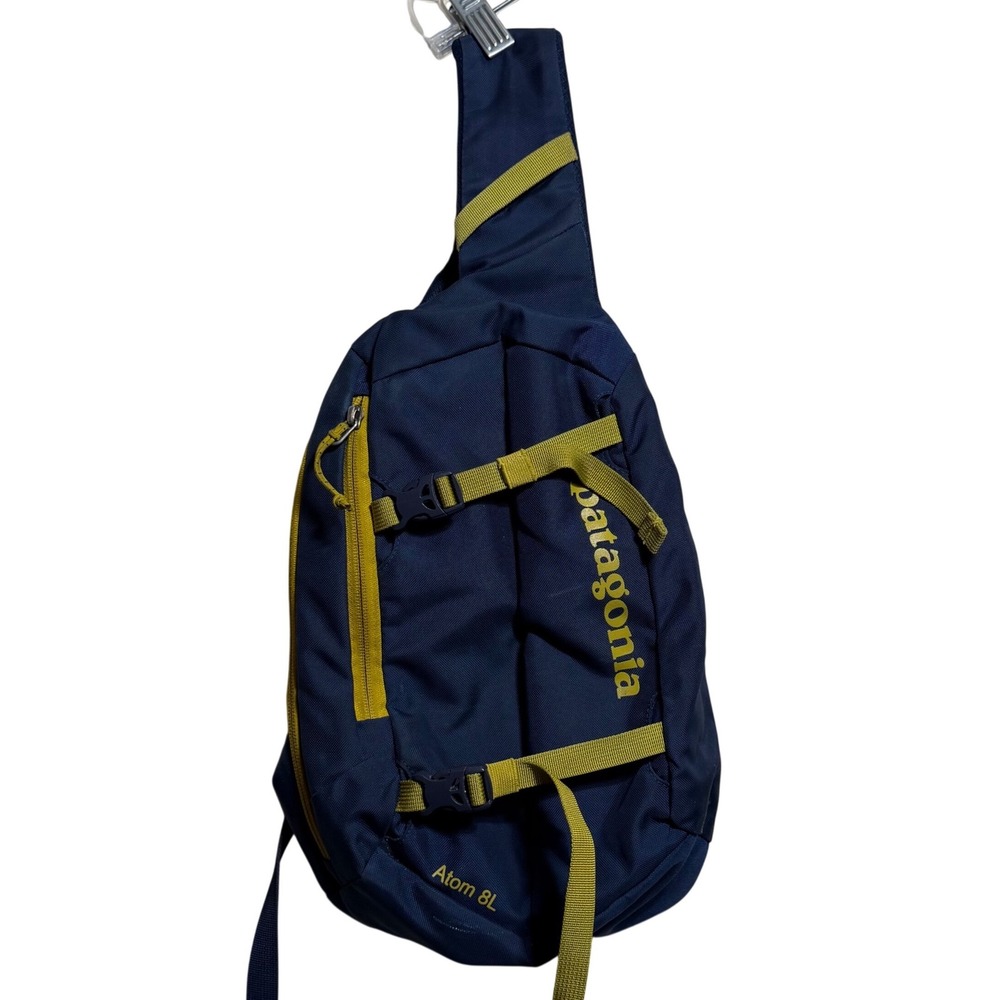 Patagonia Atom 8L Sling Bag Navy Blue Mustard Yellow 48261 FA18 Crossbody Pack